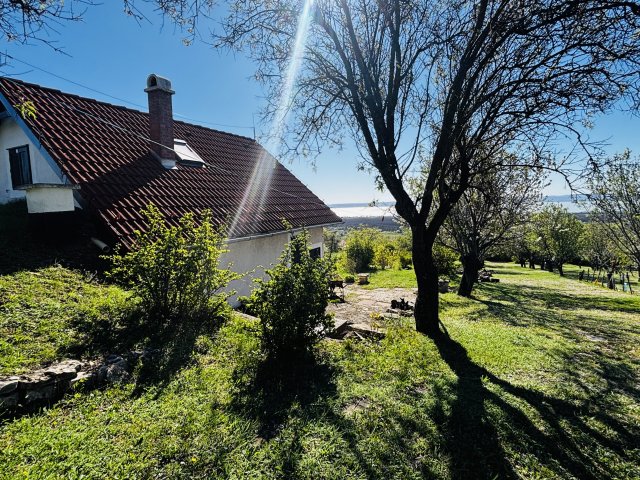 Eladó nyaraló, Vászolyon 155 M Ft, 2 szobás