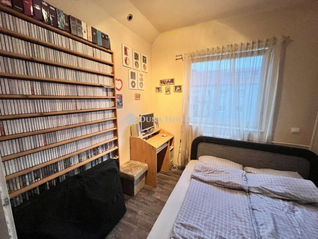 Eladó téglalakás, Várpalotán 41.9 M Ft, 2 szobás