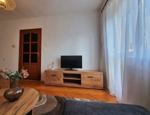 Kiadó téglalakás, albérlet, Pécsett, Légszeszgyár utcában