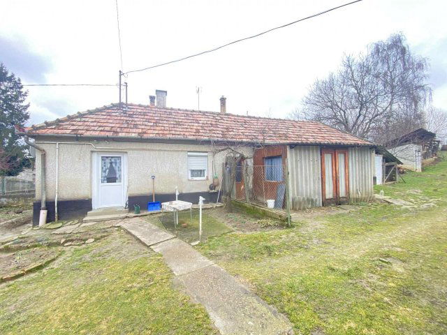 Eladó családi ház, Kallósdon 21.9 M Ft, 3 szobás