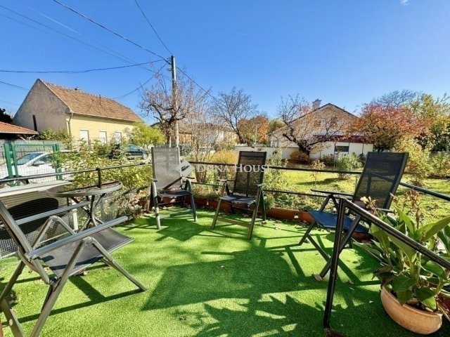 Eladó családi ház, Budapesten, XVIII. kerületben 142.9 M Ft