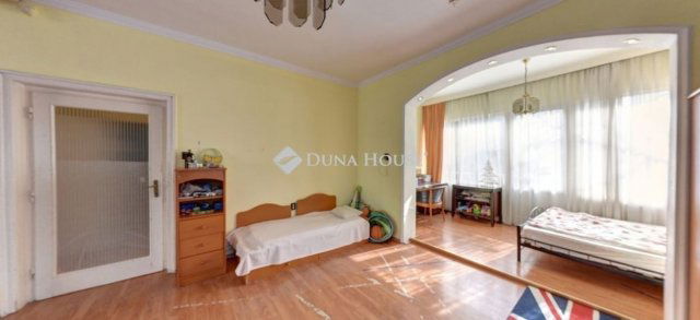 Eladó családi ház, Budapesten, II. kerületben 590 M Ft