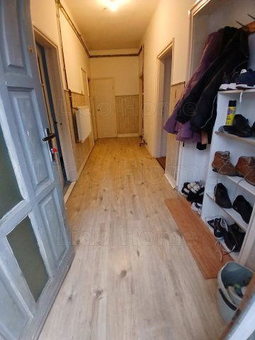 Eladó családi ház, Bakonyszentkirályon 50 M Ft, 3 szobás