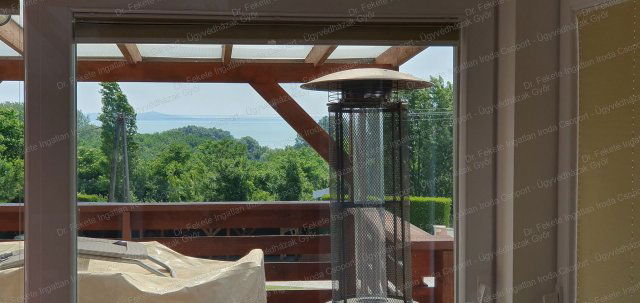 Eladó nyaraló, Balatongyörökön 130 M Ft, 4 szobás