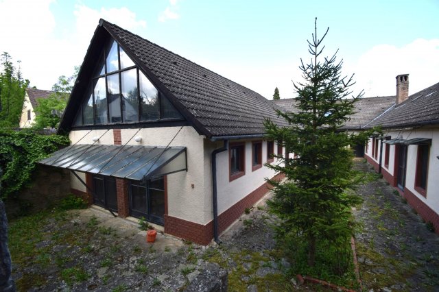 Eladó családi ház, Cákon 99 M Ft, 5 szobás