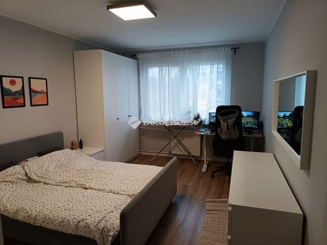 Eladó panellakás, Szegeden, Csorba utcában 74.85 M Ft, 3 szobás