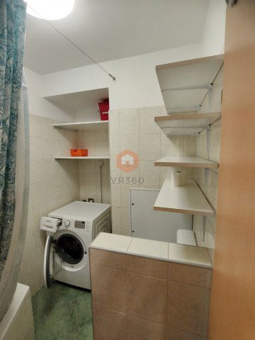 Kiadó téglalakás, albérlet, Pécsett 270 E Ft / hó, 3 szobás