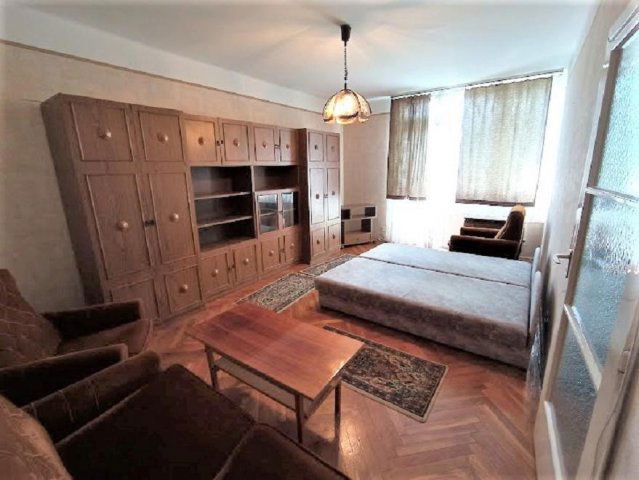 Kiadó téglalakás, albérlet, Debrecenben 180 E Ft / hó