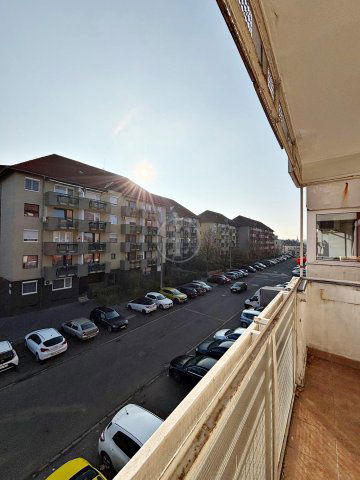 Eladó panellakás, Budapesten, XV. kerületben 52 M Ft, 1 szobás