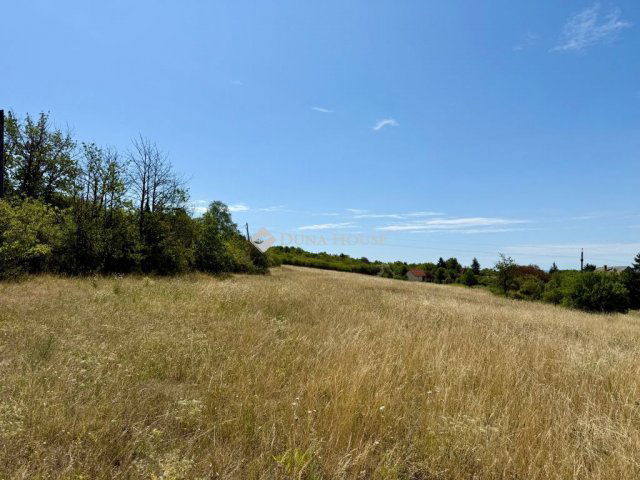 Eladó telek, Balatonfűzfőn 32.9 M Ft / költözzbe.hu