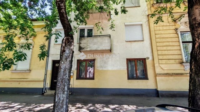 Kiadó téglalakás, albérlet, Kecskeméten 200 E Ft / hó