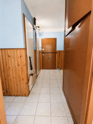 Eladó panellakás, Cegléden 42.6 M Ft, 2 szobás