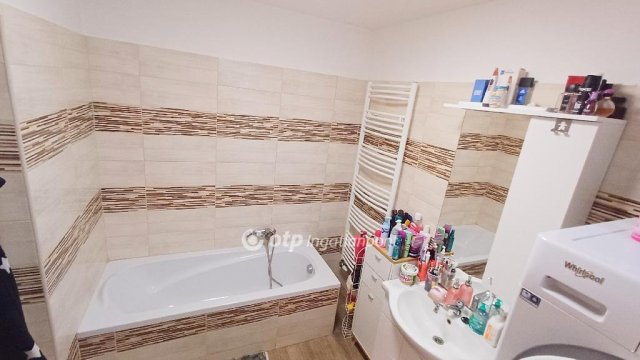 Eladó családi ház, Tiszapüspökin 35 M Ft, 2+1 szobás