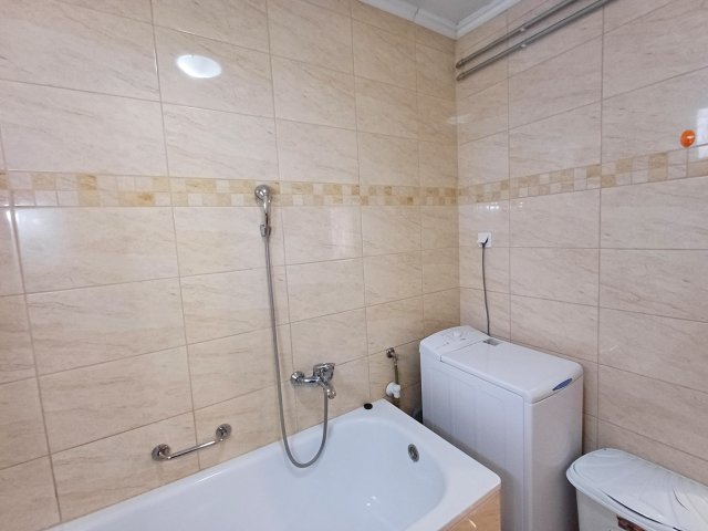 Eladó családi ház, Debrecenben 39.9 M Ft, 1+1 szobás