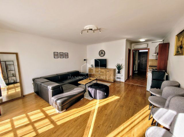 Kiadó téglalakás, albérlet, Veszprémben 175 E Ft / hó