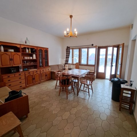 Eladó családi ház, Csopakon 109 M Ft, 5 szobás