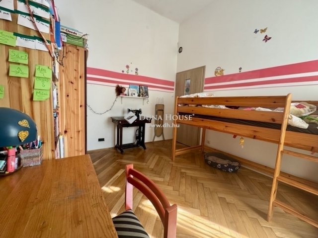 Eladó téglalakás, Budapesten, XII. kerületben 96 M Ft, 2 szobás