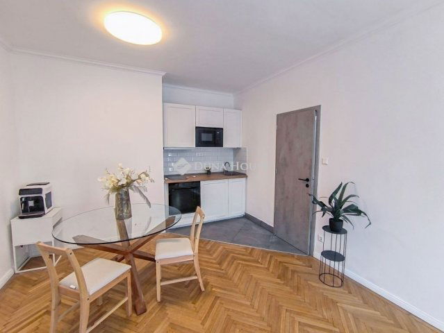 Eladó téglalakás, Budapesten, XIII. kerületben 71 M Ft, 2 szobás