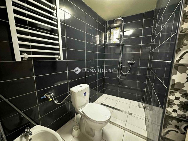 Eladó családi ház, Felsőnyéken 23.3 M Ft, 2 szobás