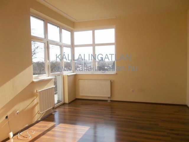Eladó téglalakás, Nyíregyházán 39.8 M Ft, 2 szobás