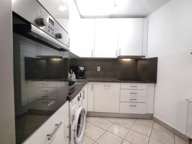 Eladó téglalakás, Budapesten, VIII. kerületben 138 M Ft