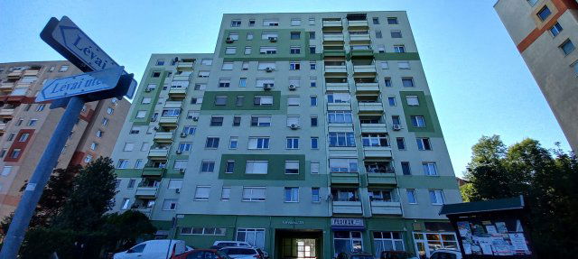 Eladó panellakás, Budaörsön 72 M Ft, 2 szobás