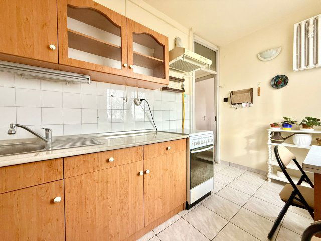 Eladó téglalakás, Szombathelyen, Szent Márton utcában 41.9 M Ft