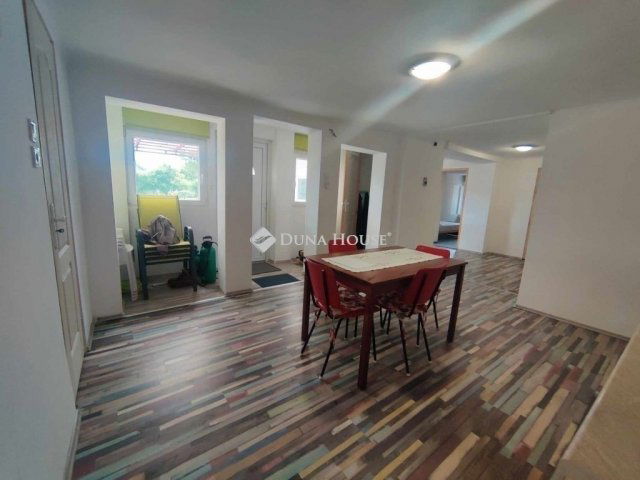 Eladó családi ház, Kókán 44.9 M Ft, 4 szobás