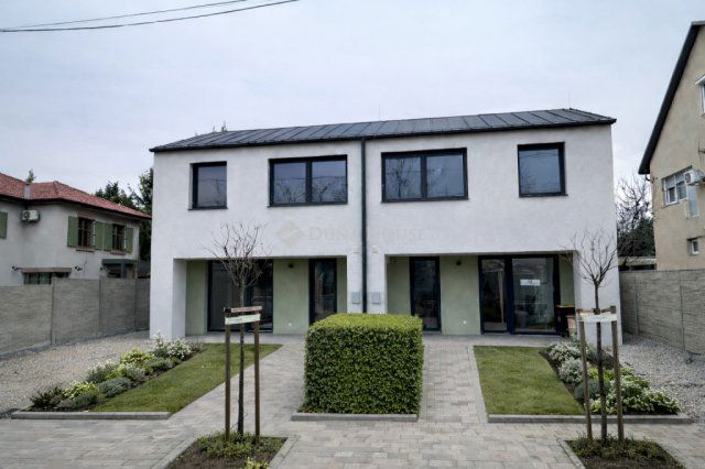 Eladó téglalakás, Budapesten, X. kerületben, Heves utcában