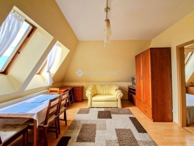 Eladó téglalakás, Budapesten, XIV. kerületben 75 M Ft, 2 szobás