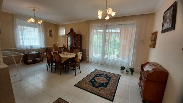 Eladó családi ház, Nyíregyházán 84.99 M Ft, 4 szobás