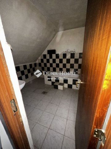 Eladó családi ház, Nagykátán 39.2 M Ft, 6 szobás
