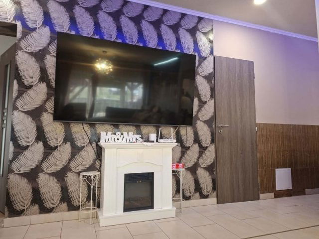 Eladó családi ház, Pécsett 120 M Ft, 4 szobás