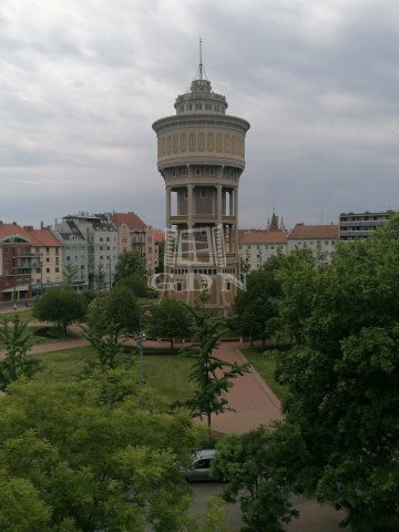 Eladó téglalakás, Szegeden 44.9 M Ft, 2 szobás