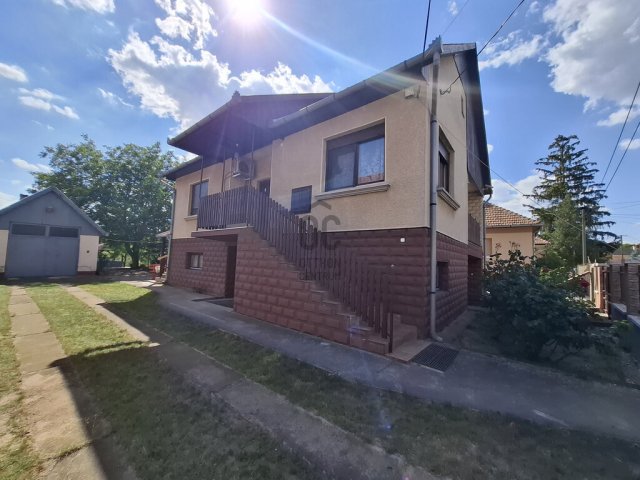 Eladó családi ház, Tápiószentmártonon 68 M Ft, 3 szobás