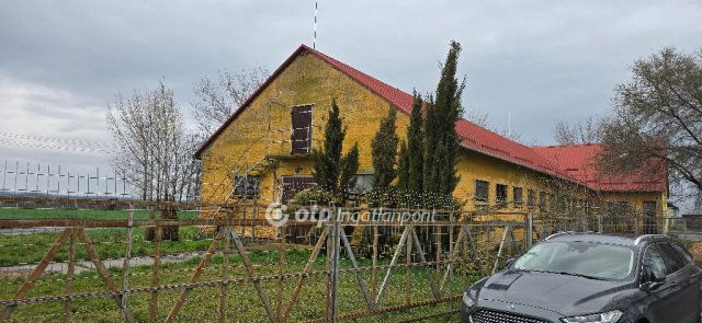 Eladó mezogazdasagi ingatlan, Ebesen 54.9 M Ft