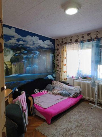 Eladó családi ház, Újfehértón 42.9 M Ft, 6 szobás