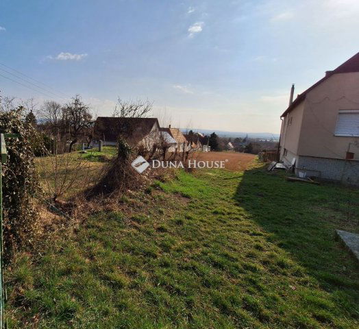 Eladó telek, Zsámbékon, Mányi úton 65 M Ft