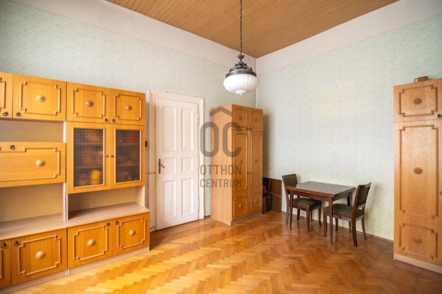 Eladó téglalakás, Budapesten, V. kerületben 109 M Ft, 3 szobás