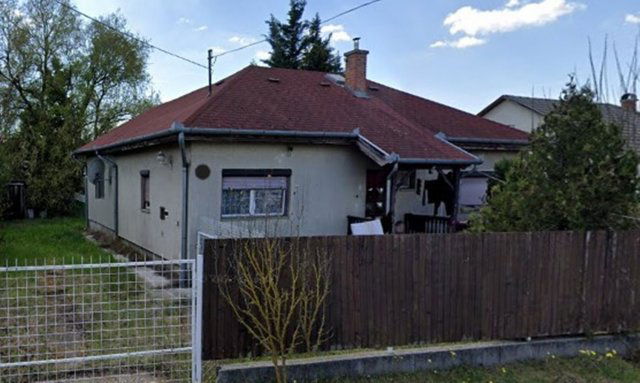 Eladó családi ház, Pilisen 45 M Ft, 2 szobás