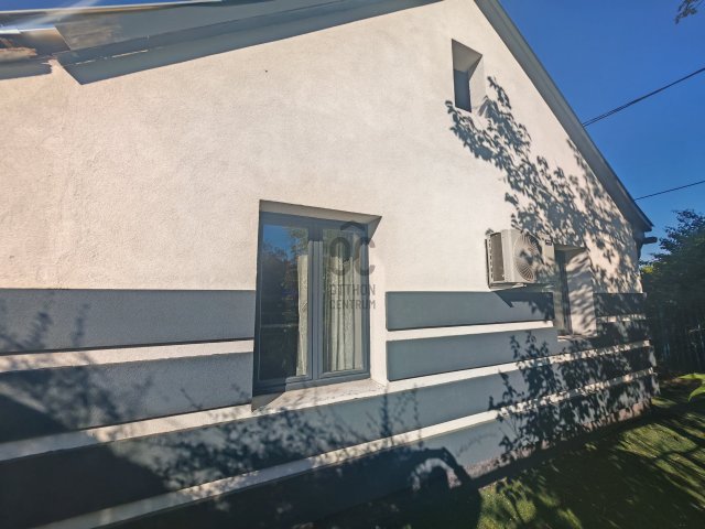 Eladó családi ház, Esztergomban 54.9 M Ft, 3 szobás