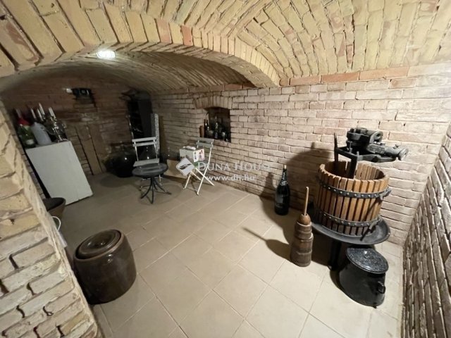 Eladó családi ház, Lajosmizsén 229 M Ft, 5 szobás