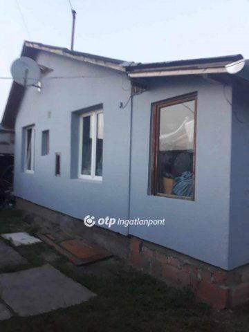 Eladó családi ház, Debrecenben 25 M Ft, 3 szobás