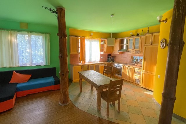 Eladó családi ház, Délegyházán 119 M Ft, 4 szobás