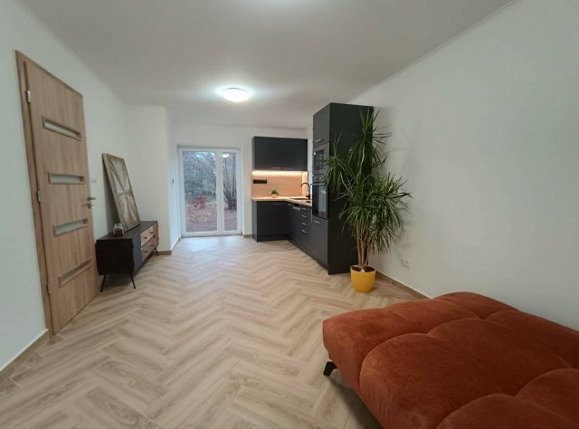 Eladó családi ház, Cserkúton 59.9 M Ft, 2 szobás