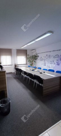 Kiadó iroda, Győrött 280 E Ft / hó, 3 szobás