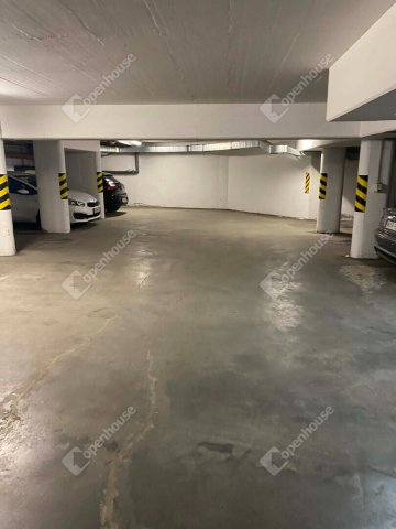 Eladó garázs, Győrött 6.5 M Ft / költözzbe.hu