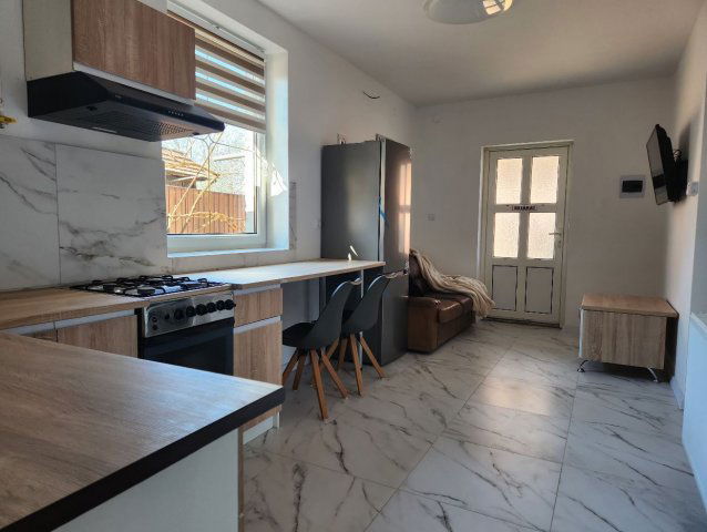 Kiadó családi ház, albérlet, Debrecenben 250 E Ft / hó