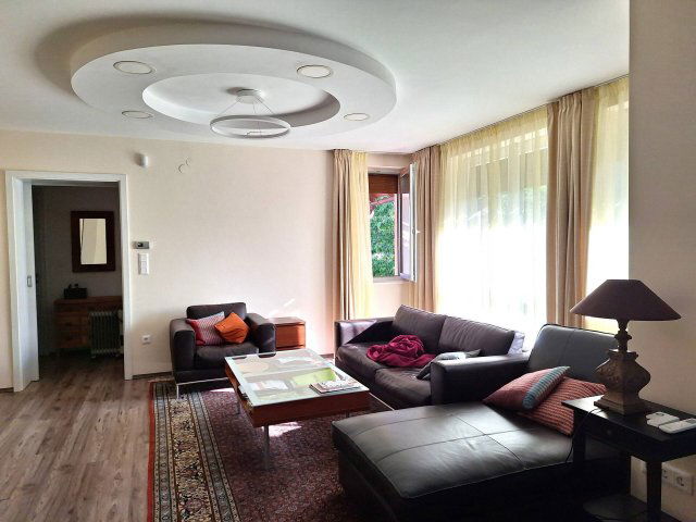 Eladó családi ház, Budajenőn 179 M Ft, 4+1 szobás