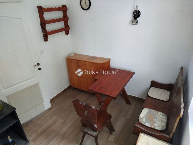 Eladó családi ház, Baracskán 29.9 M Ft, 4 szobás